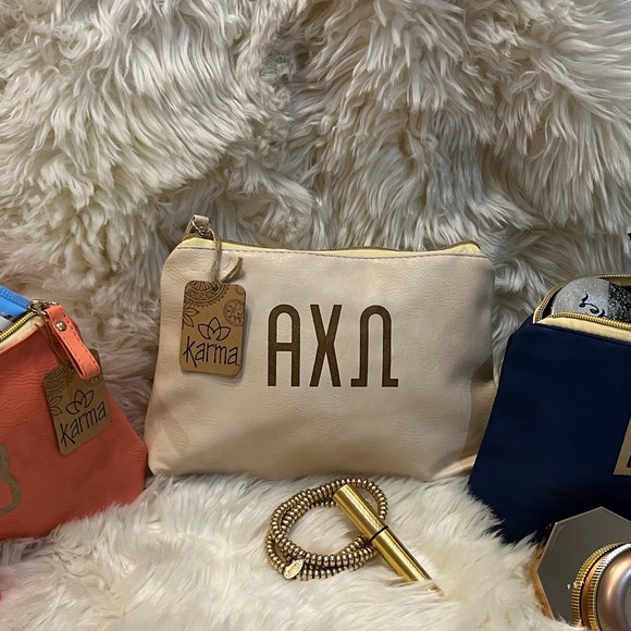 ΣΣΣ Tri-Sig Sigma Sigma Sigma off white cream colored distressed cosmetics bag - Picture 3 of 3